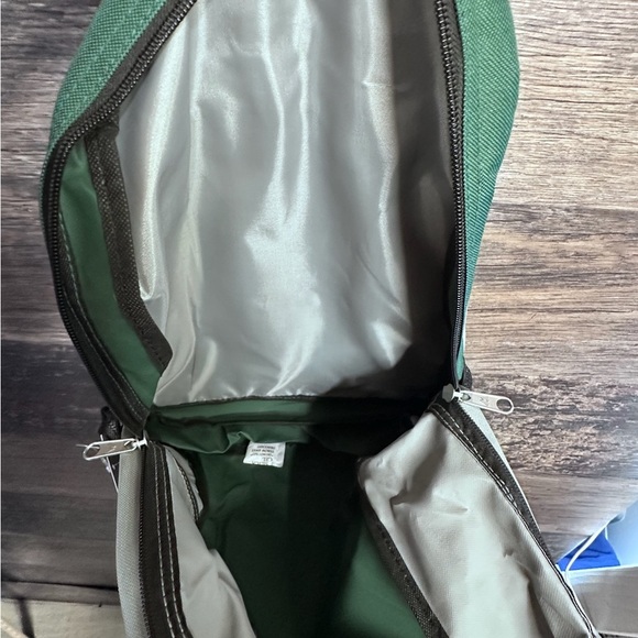 Everest Green and Gray Men's Backpack - Picture 7 of 9